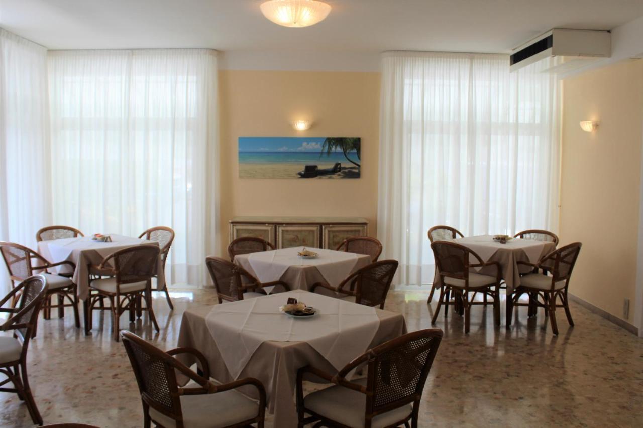 Hotel Palme Park & Beach Included Lido di Jesolo Dış mekan fotoğraf